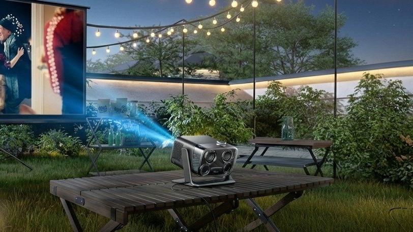 Aurzen debiutuje w Polsce z serią projektorów BOOM o kompaktowych rozmiarach