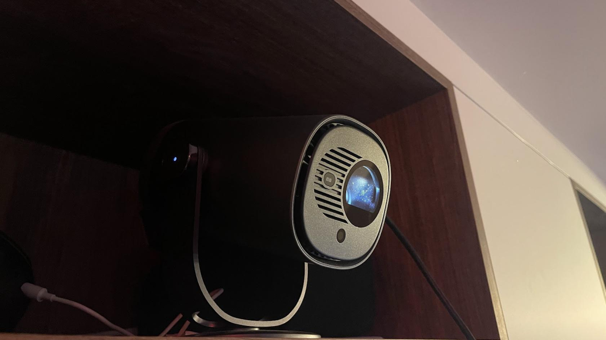 Recenzja Dangbei Freedo – mały projektor, duża zabawa