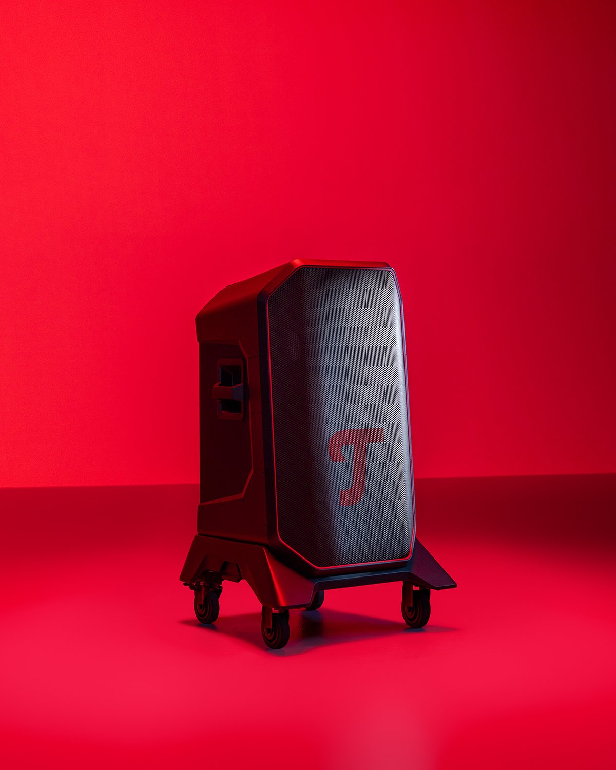 Teufel prezentuje głośnik ROCKSTER 2 z funkcją DMX i mikserem DJ