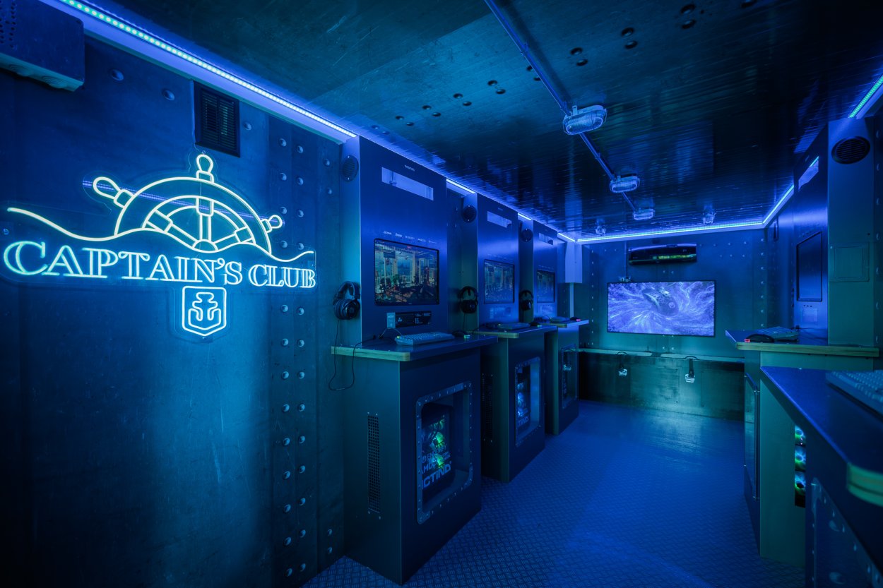 World of Warships otwiera Stefa Gracza w Muzeum Marynarki Wojennej w Gdyni