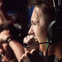 Champions Start from Within to nowy program Razera, stawiający na rozwój esportowców w dziedzinie psychofizycznej!