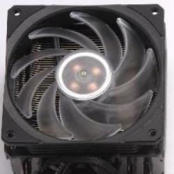 Na rynek trafiło chłodzenie Cooler Master Hyper 212 RGB Black Edition, obsługujące już platformy LGA1700