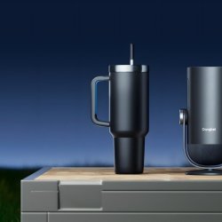 Dangbei Freedo — kompaktowy projektor na plenerowe seanse