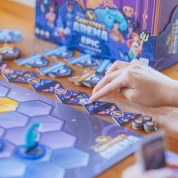 Kiedy planszówka Disney Sorcerer's Arena trafi do Polski? Poznaliśmy dokładną datę premiery gry!