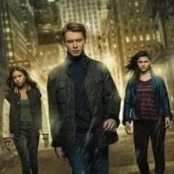 Gotham Knights, kolejna serialowa opowieść osadzona w uniwersum DC. Do obsady dołączają nowi aktorzy