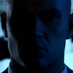 Hitman 3 w wersji VR z jednej strony stanowi nową, ciekawą grę, z drugiej może przerażać wizualnie...
