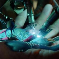 Jak Cyberpunk 2077 prezentuje się na PlayStation 4 Pro, a jak na PlayStation 5? Jak wypadają na tle PC-ta? Porównanie trzech wersji!