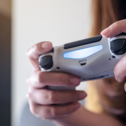 Jak zabezpieczyć sprzęt przed anomaliami zasilania?