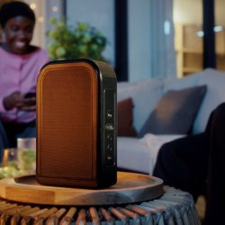 JBL Bar 1300 MK2 – nowy soundbar z bezprzewodowymi głośnikami surround