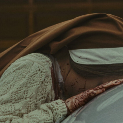 Kod zła, mroczny thriller i horror zarazem możemy obejrzeć na nowej filmowej zapowiedzi