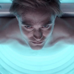 Mickey 17, jest pierwsza filmowa zapowiedź i data premiery produkcji sci-fi od reżysera nagrodzonego Parasite