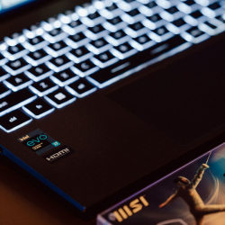 Zupełnie nowe laptopy MSI Prestige AI z procesorami Intel Core Ultra mają wznieść pracę na wyższy poziom komfortu i stylu