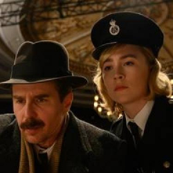 Patrz jak kręcą, pierwszy zwiastun i zdjęcia błyskotliwego kryminału w gwiazdorskiej obsadzie