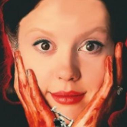 Pearl, A24 prezentuje zwiastun prequela jednego z najbardziej strasznych horrorów