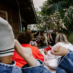 Połączenie wielu pasji: EA Sports FC, Razer Gold i Spotify Premium redefiniują cyfrowe doświadczenia