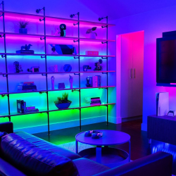 Zestaw Razer Gamer Room trafił do sprzedaży, zmieniając stanowiska graczy