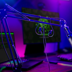 Razer zadebiutował na rynku monitorów dokanałowych! Czym są słuchawki Razer Moray?