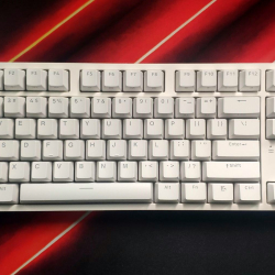 Recenzja Genesis Thor 404 TKL (Biała z przełącznikami Gateron Yellow Pro) - Mocnego gracza w segmencie do 300 złotych