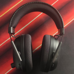 Recenzja Razer Blackshark v2 Pro (dla PlayStation) - Najlepszy sprzęt dla konsolowych e-sportowców?