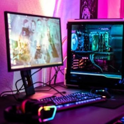 Rynek strumieniowania gier sięgnął 1,5 miliarda dolarów w zeszłym roku, a do 2024 przewidywany jest czterokrotny wzrost!