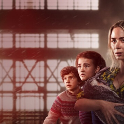 SkyShowtime prezentuje premiery filmowe i serialowe jakie zobaczymy w miesiącu maju. Wśród nich znany horror 