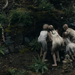 Stamtąd w sezonie 3, kontynuacja serialowego horroru na pierwszym zwiastunie. Jest i wstępna data!