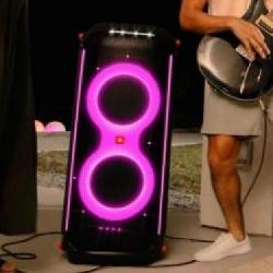 Sylwester 2021 w towarzystwie JBL, czyli co producent proponuje na ostatnią imprezę w ciągu roku?