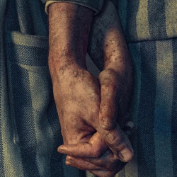 Tatuażysta z Auschwitz, serial oryginalny od SkyShowtime pokazany na oficjalnym zwiastunie, wraz z datą premiery