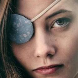 The Girl in the Mirror (Alma), hiszpański serial grozy z elementami sci-fi od Netflix, na zwiastunie