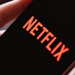 TOP 10 filmów Netflix, a na liście na podium Kolejne 365 dni, To jest miłość oraz Dwa życia