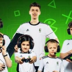 Wystartowały zapisy do Legia Esport Schools - Co będzie czekać dzieciaki i nastolatków?