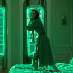 Zagłada domu Usherów, serial Netflix, który zbiera naprawdę dobre, przedpremierowe oceny na nowym zwiastunie