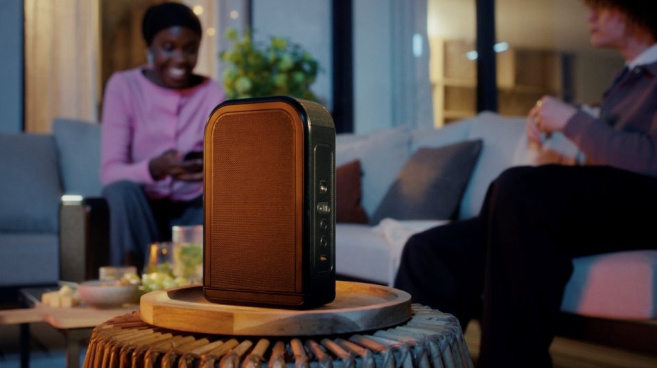 JBL Bar 1300 MK2 – nowy soundbar z bezprzewodowymi głośnikami surround