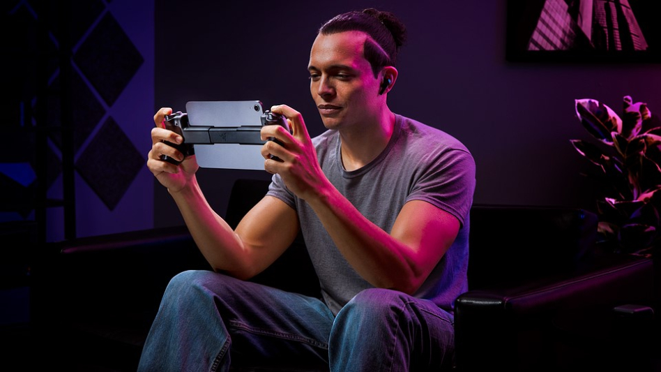 Razer Kishi Ultra i Razer Kishi V2 USB C trafiły na rynek zmieniając mobilne granie